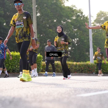Runner Photo 6560451