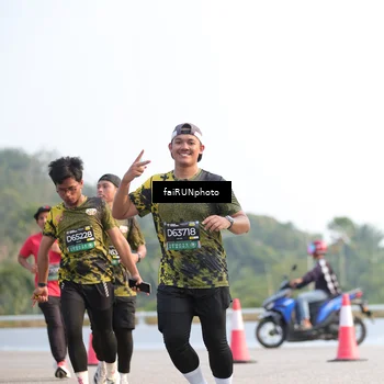 Runner Photo 6560465