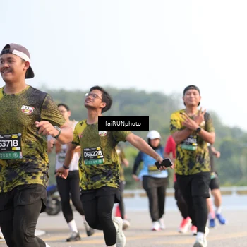 Runner Photo 6560489