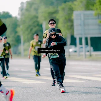 Runner Photo 6560569