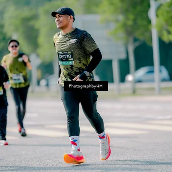 Runner Photo 6560613