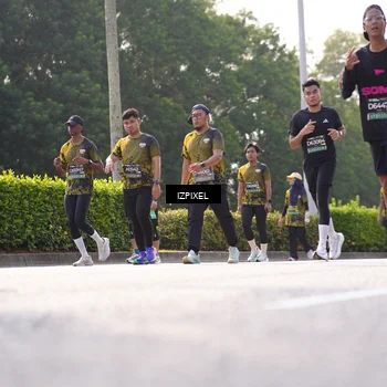 Runner Photo 6560654