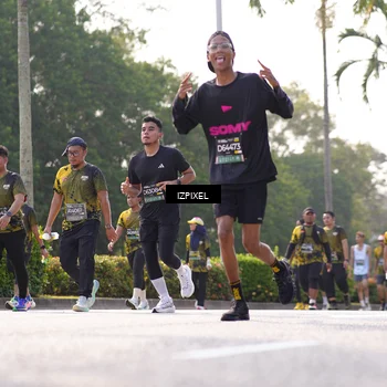 Runner Photo 6560671