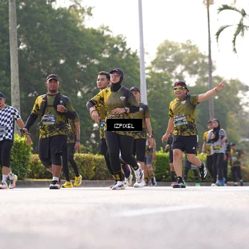 Runner Photo 6560756