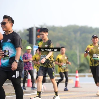 Runner Photo 6560858