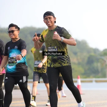 Runner Photo 6560863