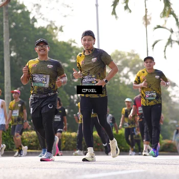 Runner Photo 6560873