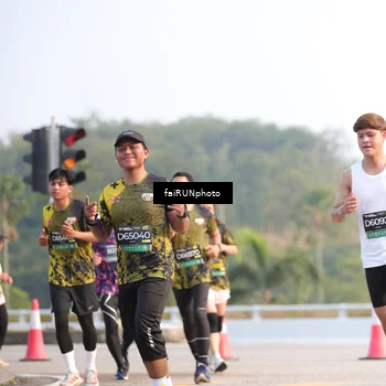 Runner Photo 6560938