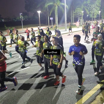 Runner Photo 6560975