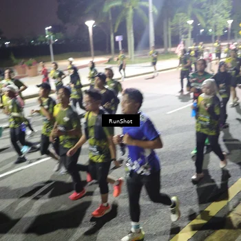 Runner Photo 6561000