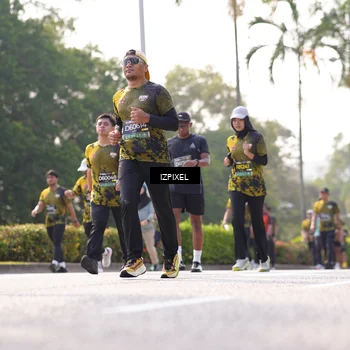 Runner Photo 6561019