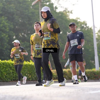 Runner Photo 6561068