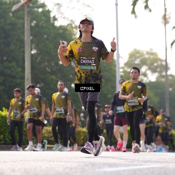 Runner Photo 6561273