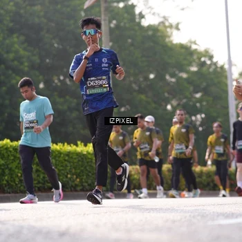 Runner Photo 6561288