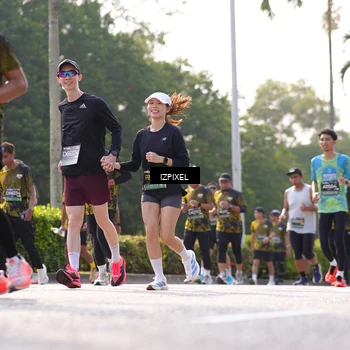 Runner Photo 6561348