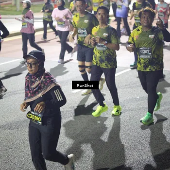 Runner Photo 6561372