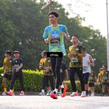 Runner Photo 6561409