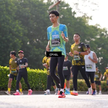 Runner Photo 6561412