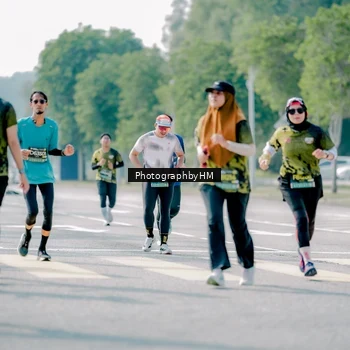 Runner Photo 6561476