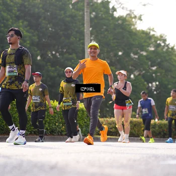 Runner Photo 6561493