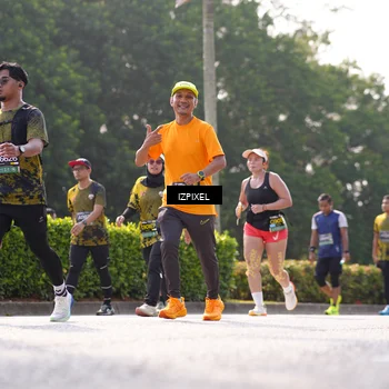 Runner Photo 6561518