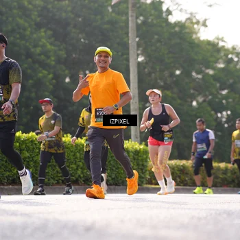 Runner Photo 6561519