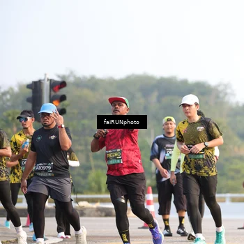 Runner Photo 6561586