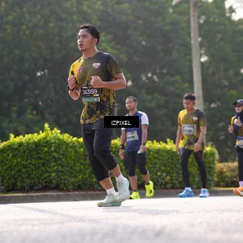 Runner Photo 6561600