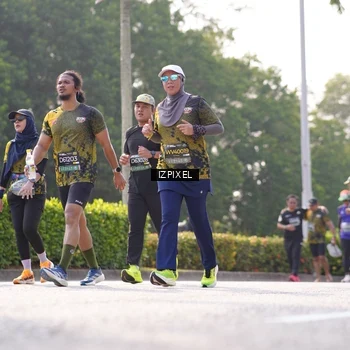 Runner Photo 6561642