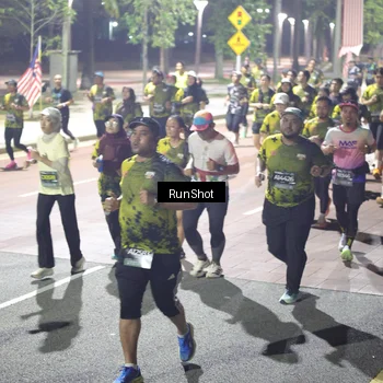 Runner Photo 6561678