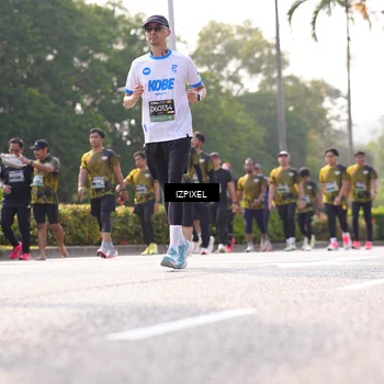 Runner Photo 6561762