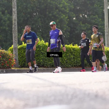 Runner Photo 6561806