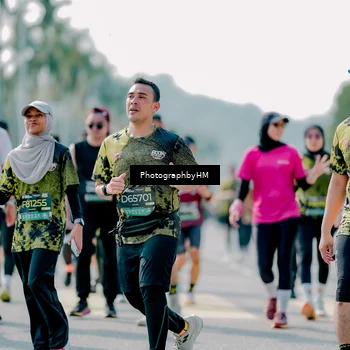 Runner Photo 6561913