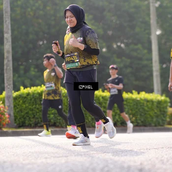 Runner Photo 6562044