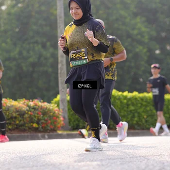 Runner Photo 6562053