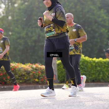 Runner Photo 6562059