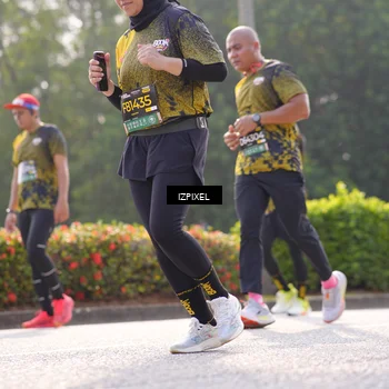 Runner Photo 6562064