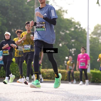 Runner Photo 6562128