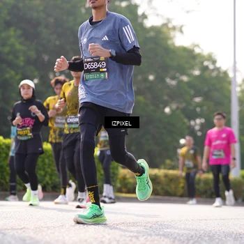 Runner Photo 6562136
