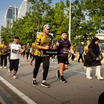 Runner Photo 6562196