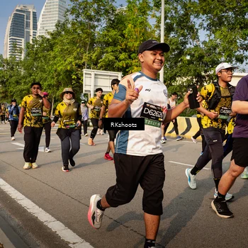 Runner Photo 6562200