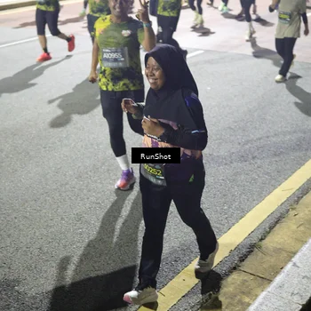 Runner Photo 6562378