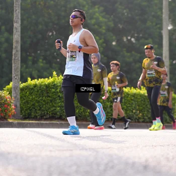 Runner Photo 6562380
