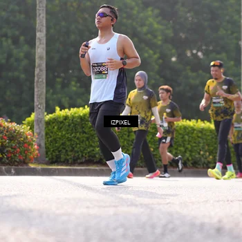 Runner Photo 6562390