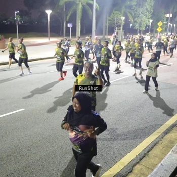 Runner Photo 6562408