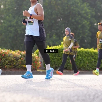 Runner Photo 6562411