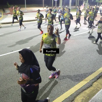 Runner Photo 6562433