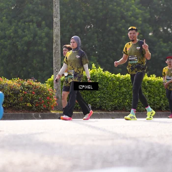 Runner Photo 6562440