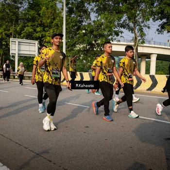 Runner Photo 6562471