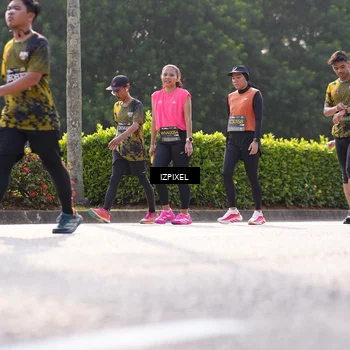 Runner Photo 6562473